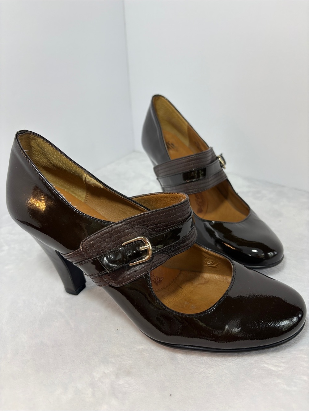 Sofft Dark Chocolate Brown Patent Leather Mary Jane Heels with Buckle 10